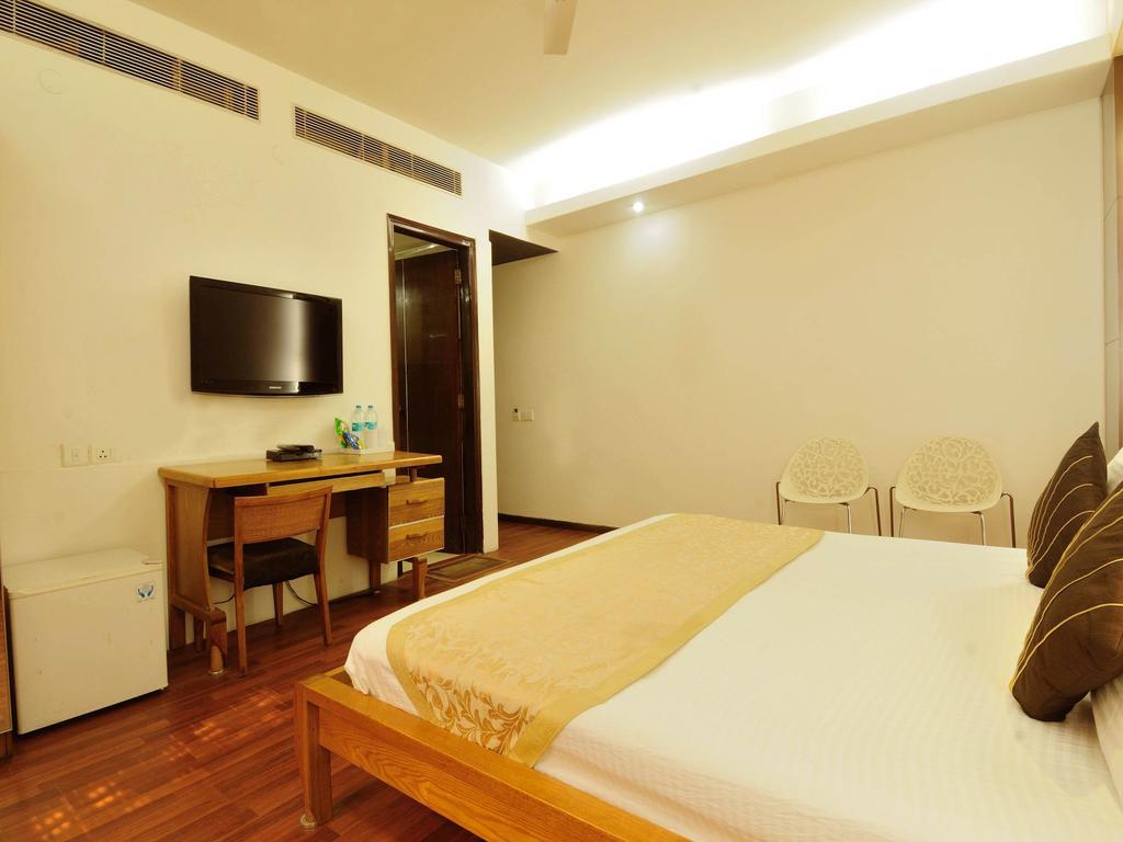 ניו דלהי Sisley The Boutique Hotel מראה חיצוני תמונה