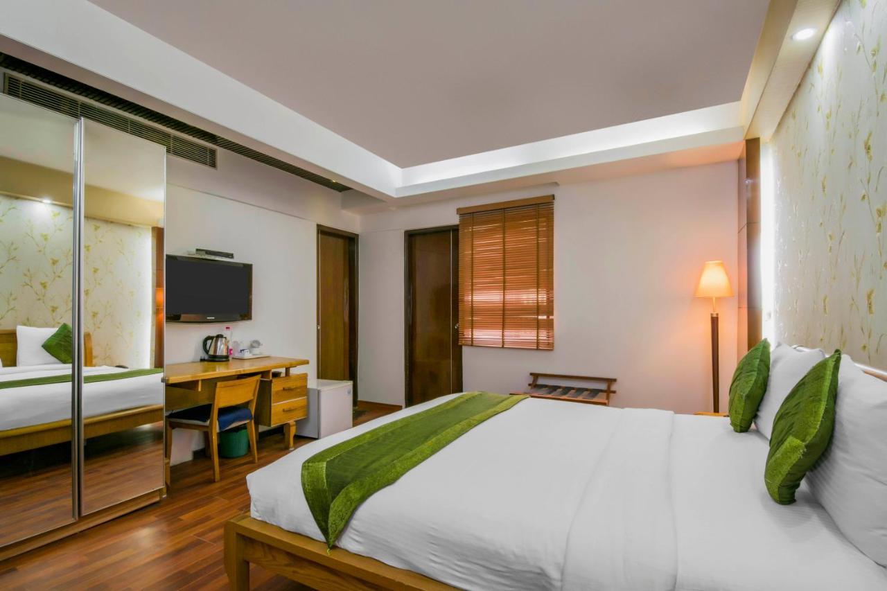 ניו דלהי Sisley The Boutique Hotel מראה חיצוני תמונה